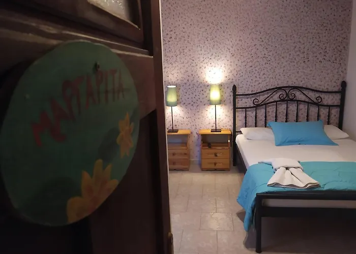 Aiolis Rooms